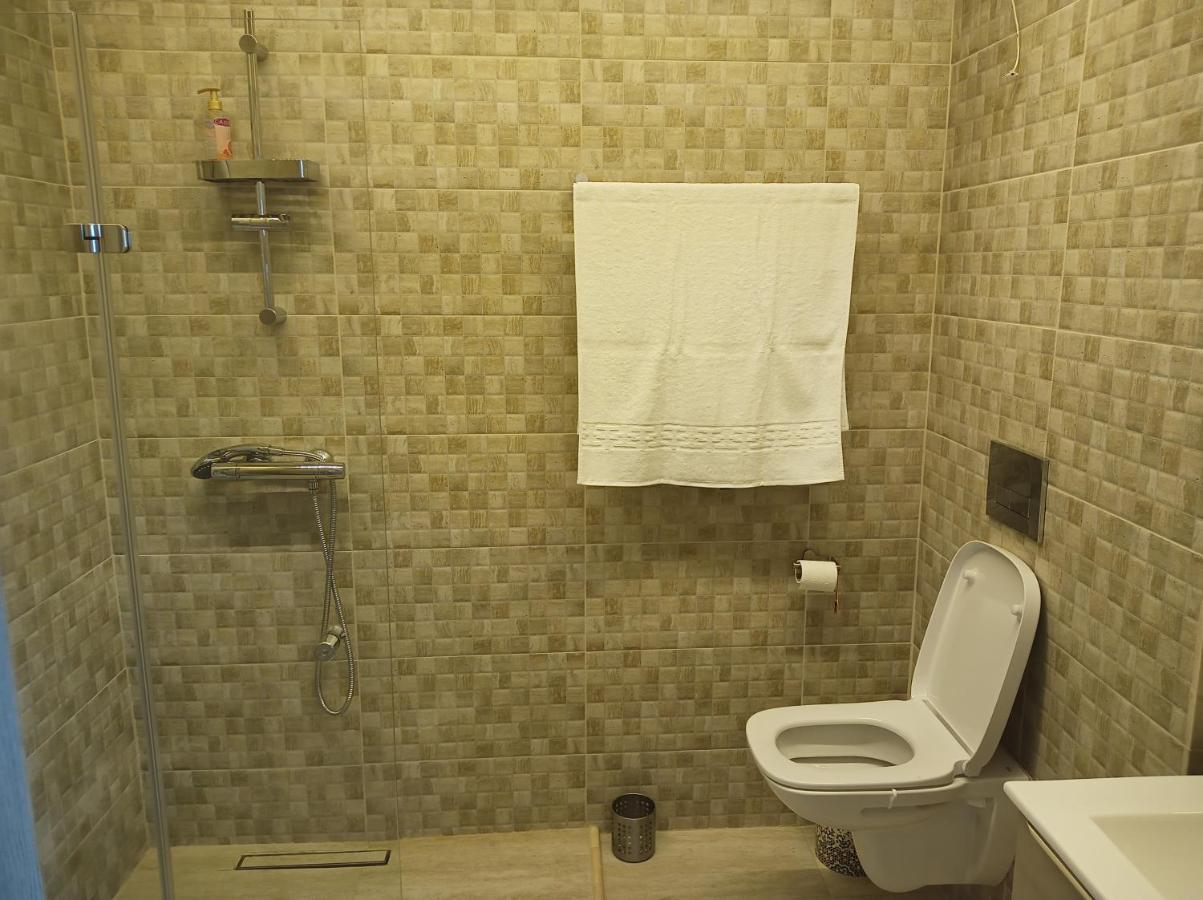 Alex Apartment Floreşti Esterno foto